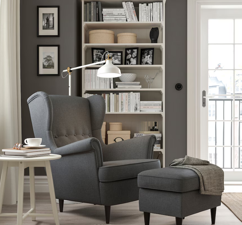 Imagen del producto Sillón Gris Negro Con Banqueta
